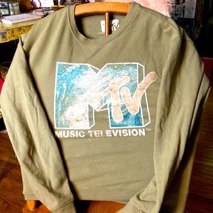MTV sweatshirt